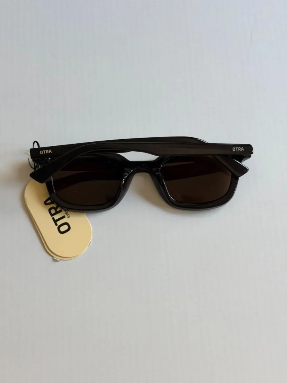 Otra Nia Sunglasses in Dark Chocolate